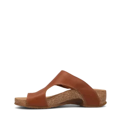 Taos Footwear Cork Support Sandals|Wedge Sandals*Loop Brandy