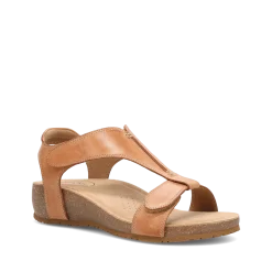 Taos Footwear Cork Support Sandals|Wedge Sandals*Showtime Caramel